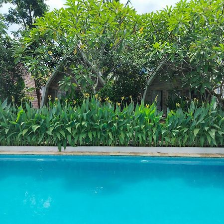 Lavella Villas Kuta  외부 사진